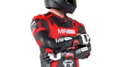 mono-xfour-modelo-vrooam-mirracing-rojo-negro-deslizaderas-adulto (5)